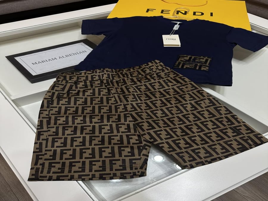 Fendi set shorts + T-shirt navy