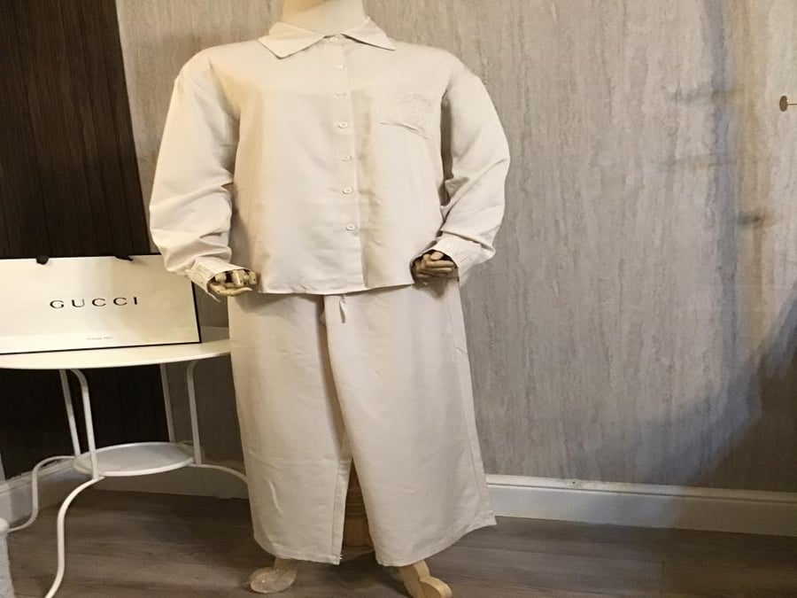 طقم لويفي نسائي