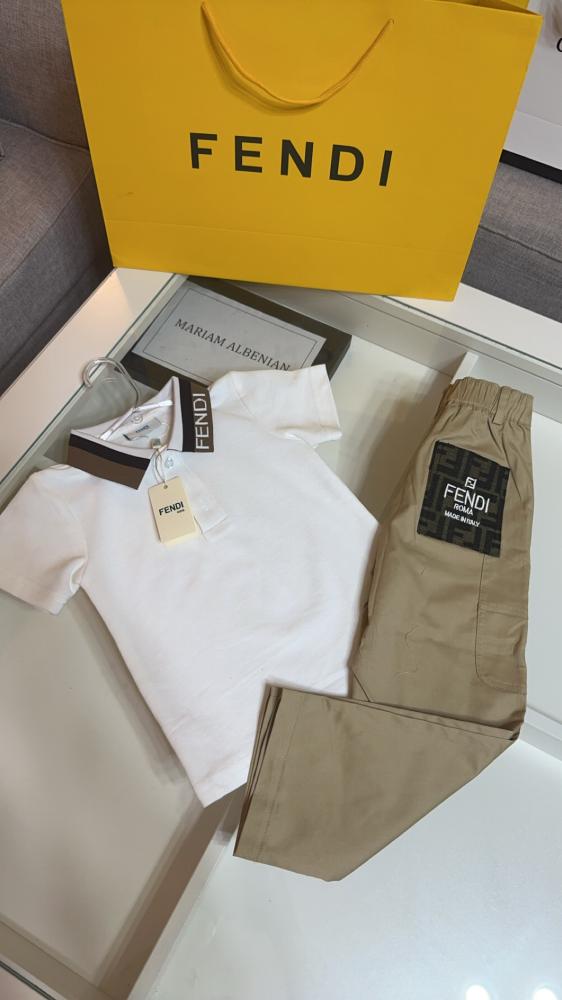 Fendi set T-shirt + pants