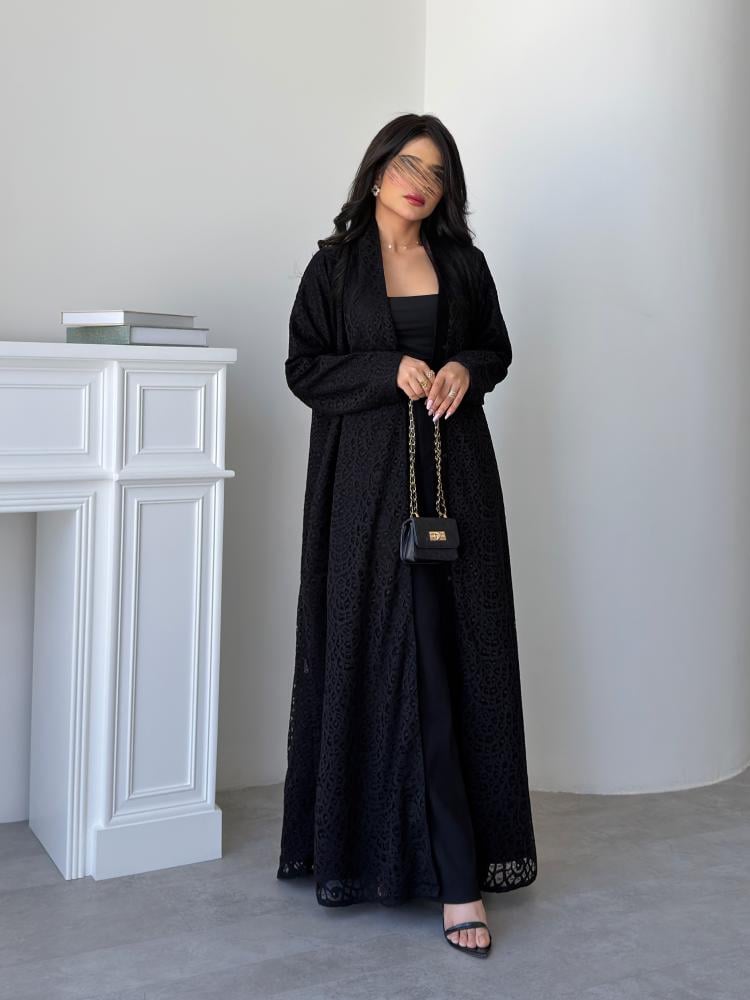 عباية لارا
