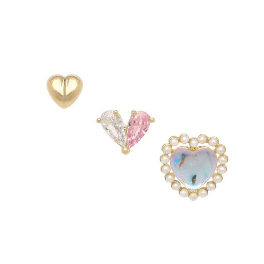 A set of earrings with a seven-color heart