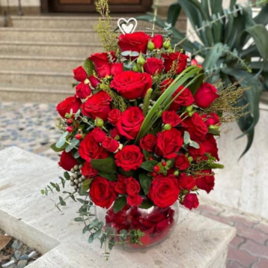 فازة ورد طبيعي