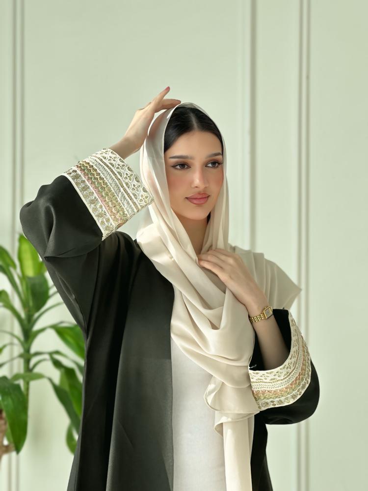 عباية زيتي عملية