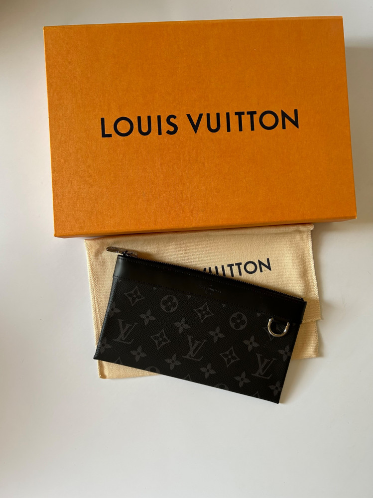 Louis Vuitton Pouch black monogram