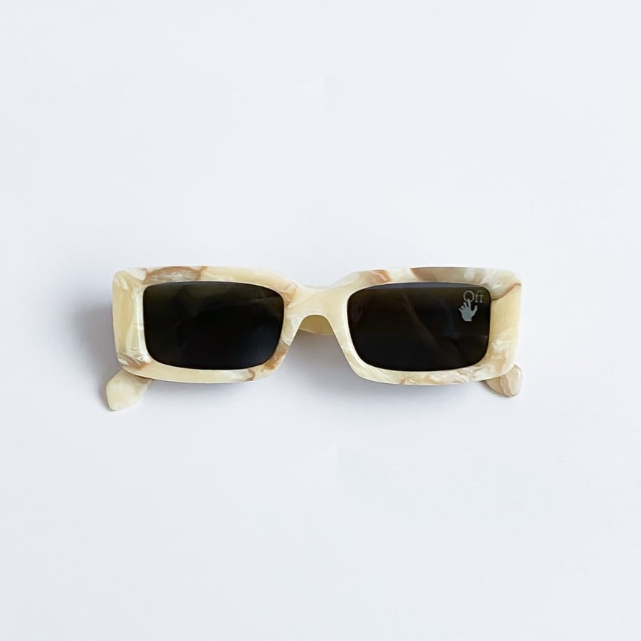 Off-white Yellow Marble