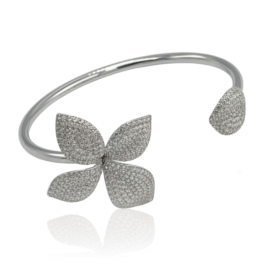 18 karat gold bracelet, weight 12.6g