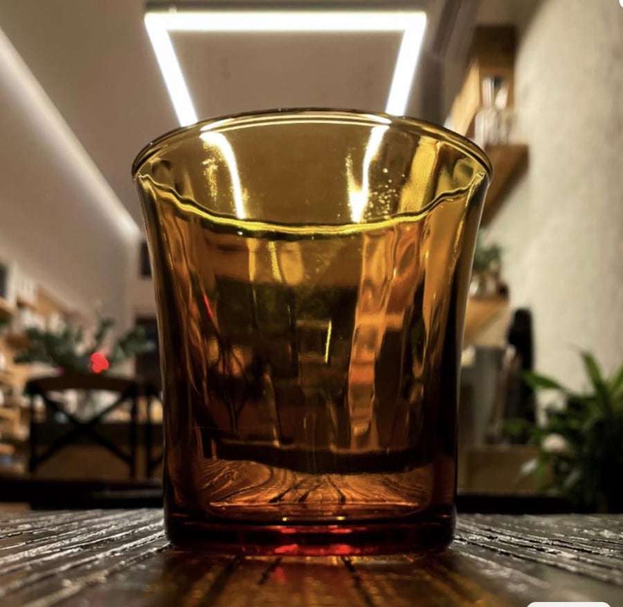 Set of six 7oz amber cups from Duralex