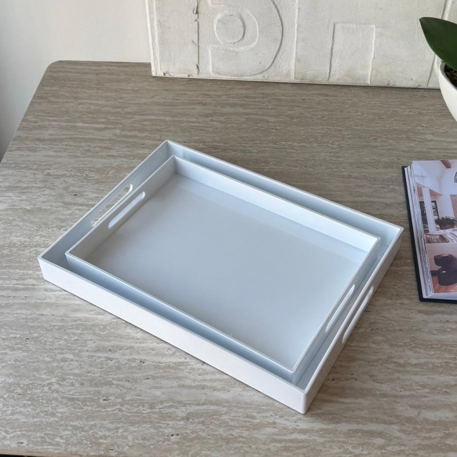 Serving tray