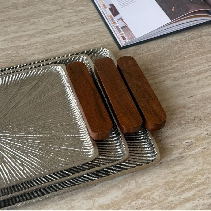 Aluminum tray