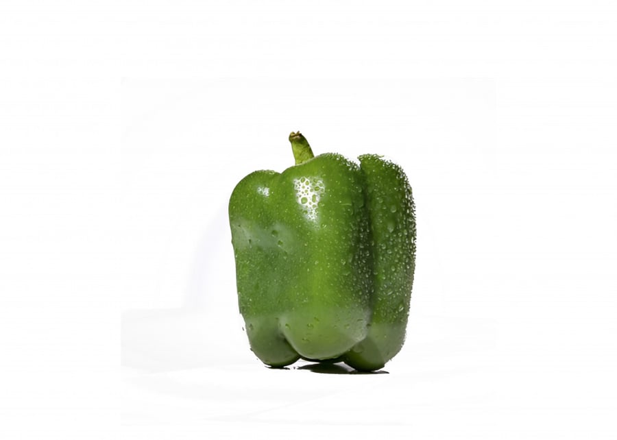 A plate of bell pepper approximately 600 grams