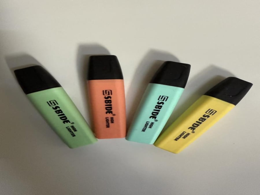 Highlighter pens