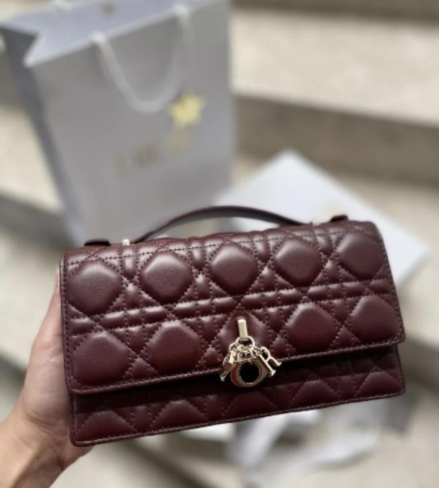 شنطة رقم 947