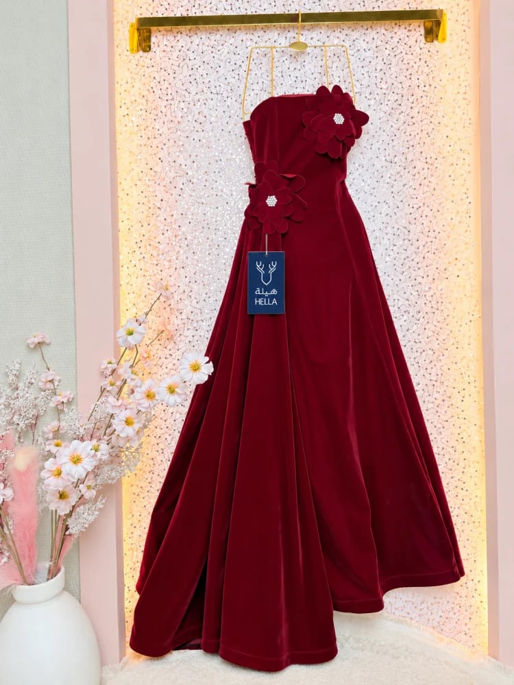اسم الفستان: فستان روزاليا المخملي | Rosalia Velvet Dress