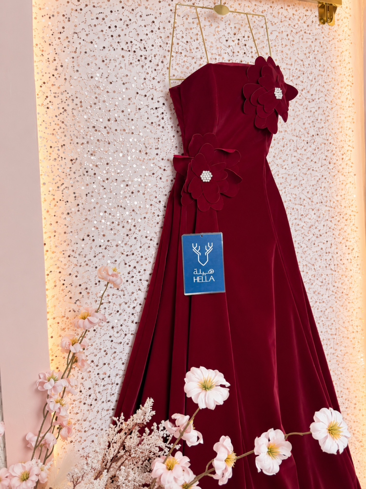 اسم الفستان: فستان روزاليا المخملي | Rosalia Velvet Dress
