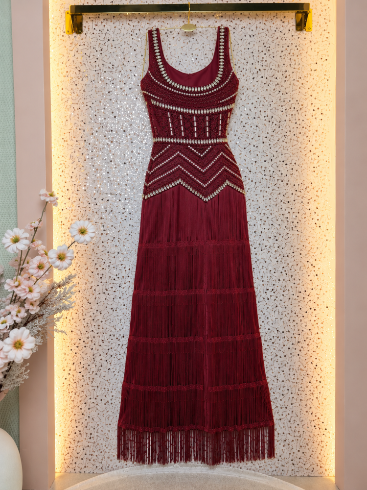 فستان كريستاليا العنابي | Crystalia Burgundy Dress ️