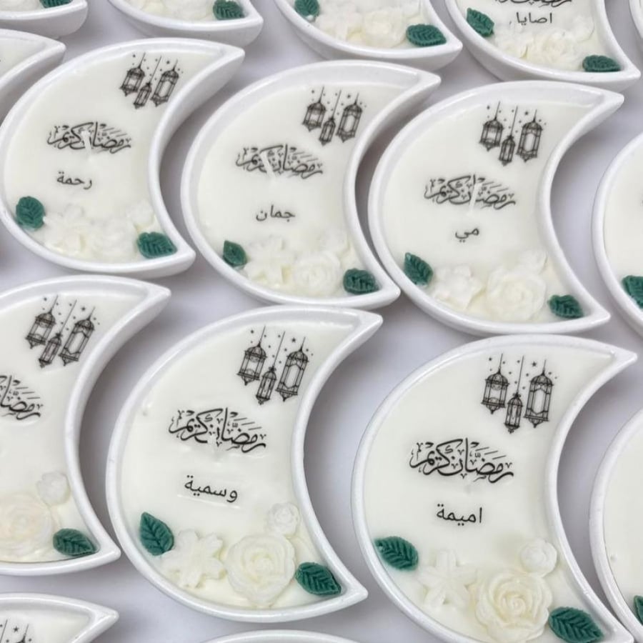 شمعة الهلال صغير