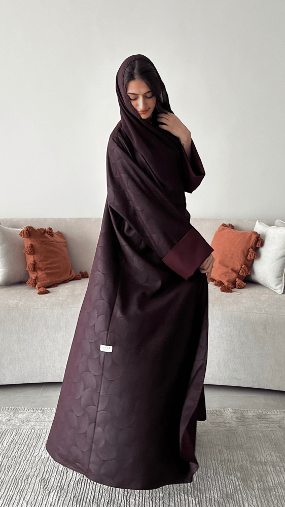 عباية جاكار هندي بقصة نصف كلوش - LM025