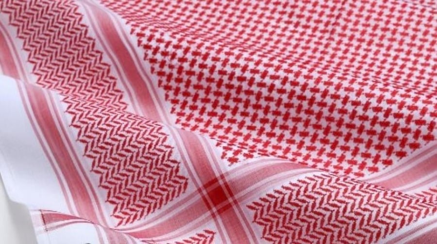 شماغ ديور كلاسيك احمر فاتح لون خاص 2026