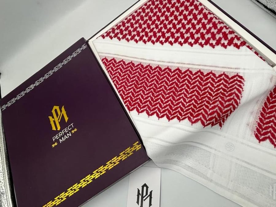 شماغ برفكت مان شبابي احمر 2024 - 23015