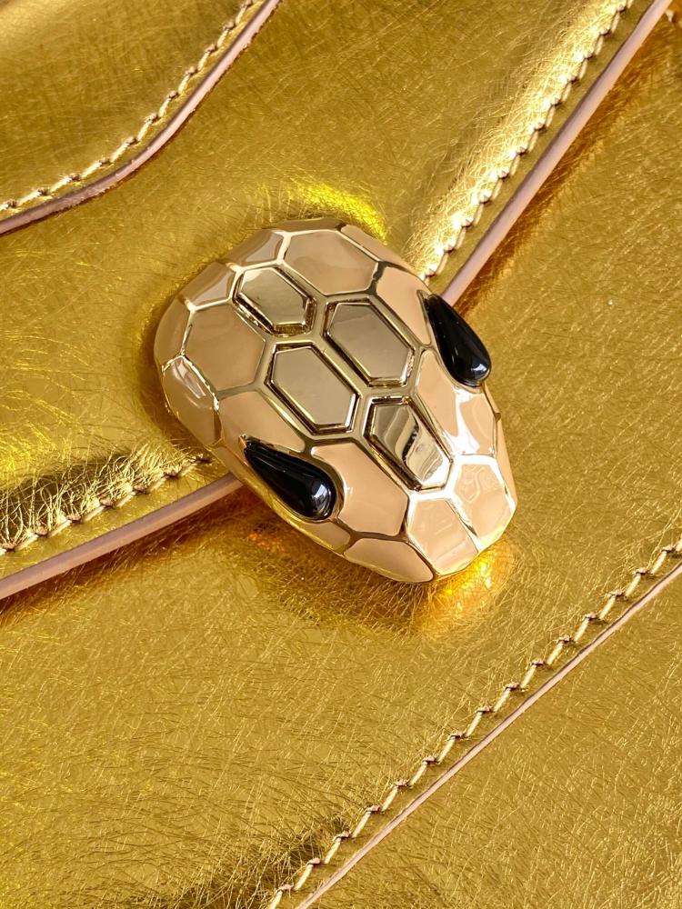 حقيبة SERPENTI FOREVER من بولغاري