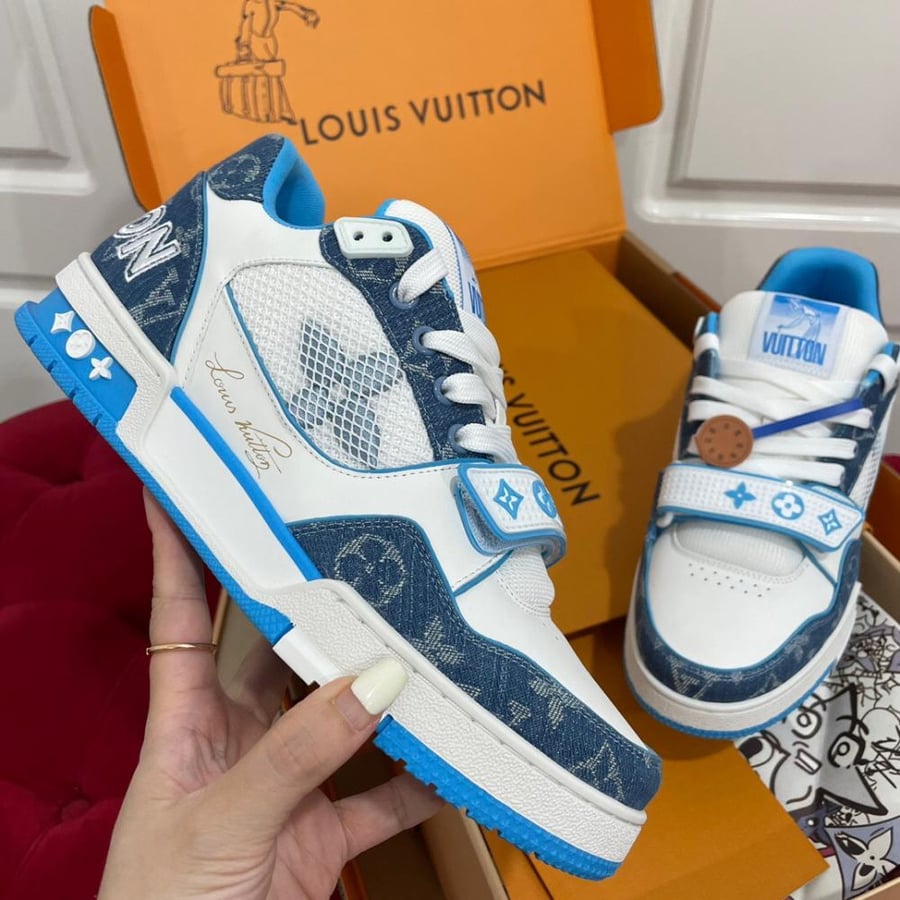 حذاء  Lv trainer من لويس فيتون