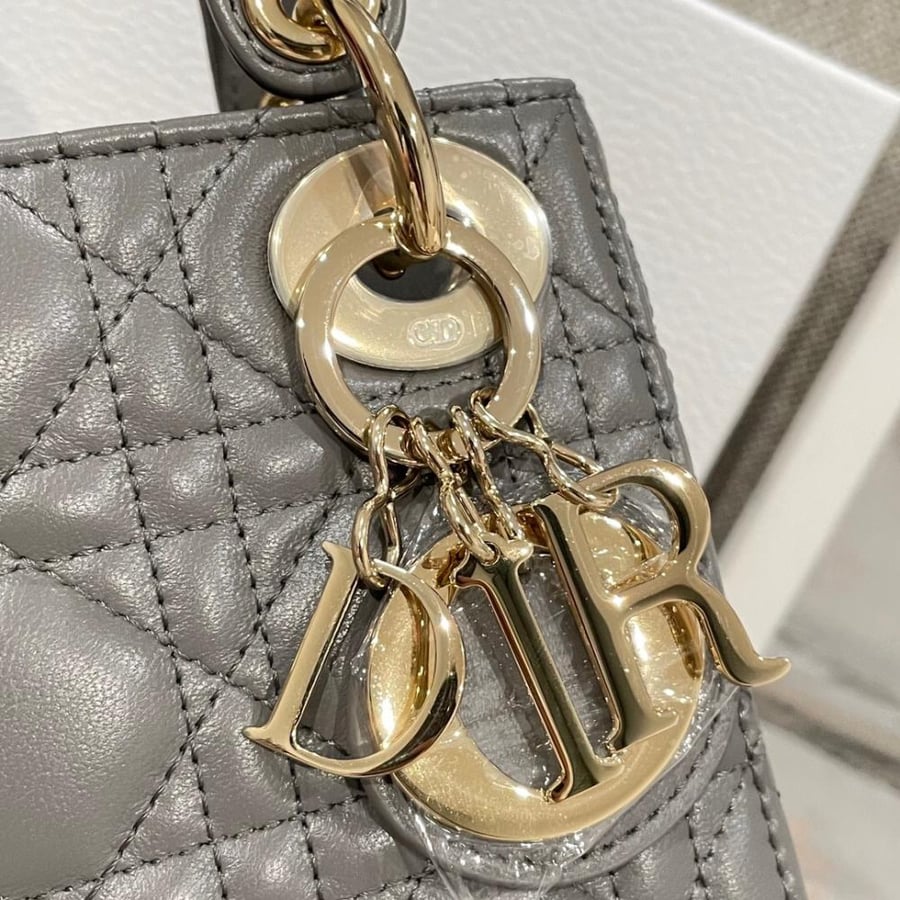 حقيبة Mini Lady Dior