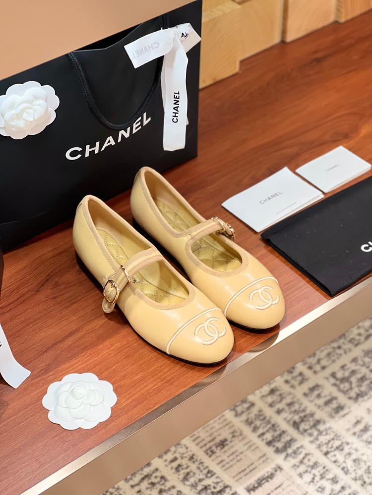 Chanel flat 24ss