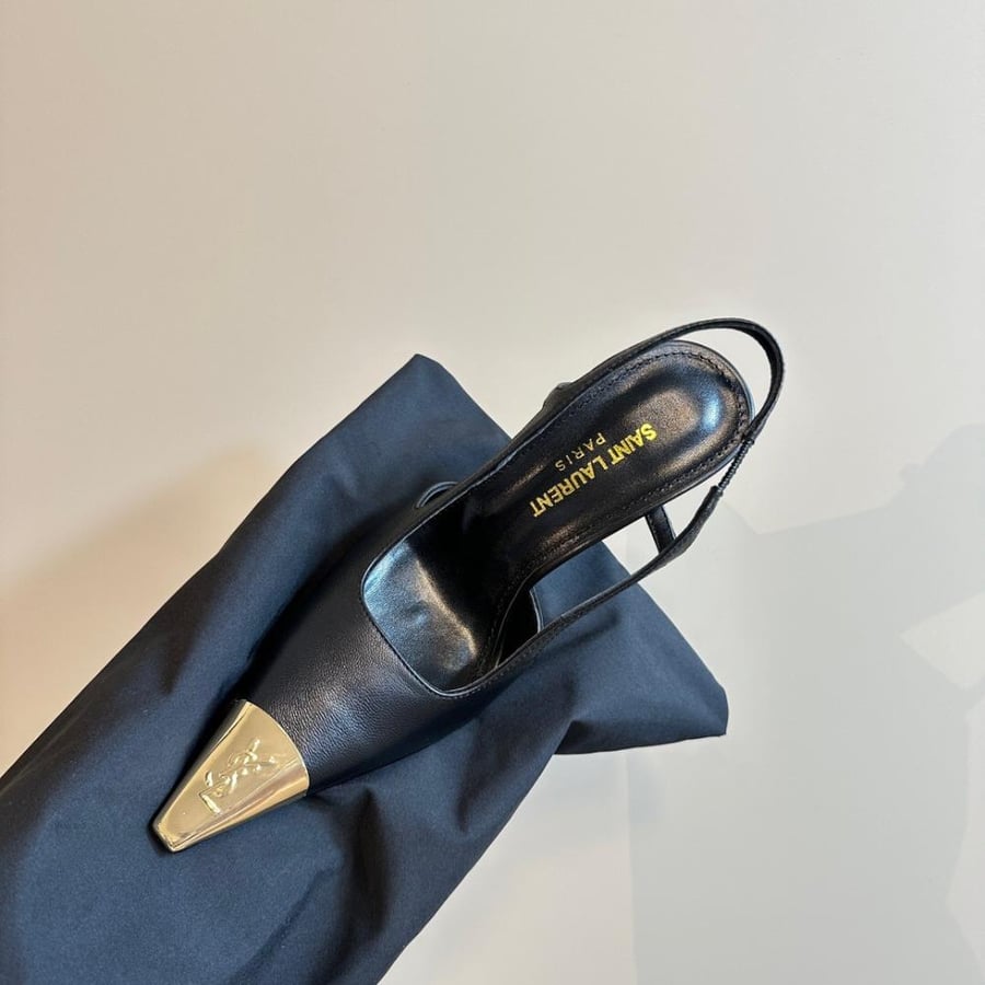 حذاء JEANNE SLINGBACK من سان لوران