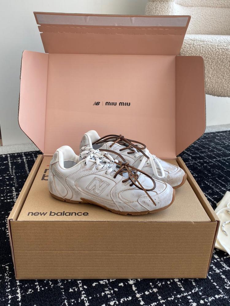 Shoe 530 Miu Miu X New Balance