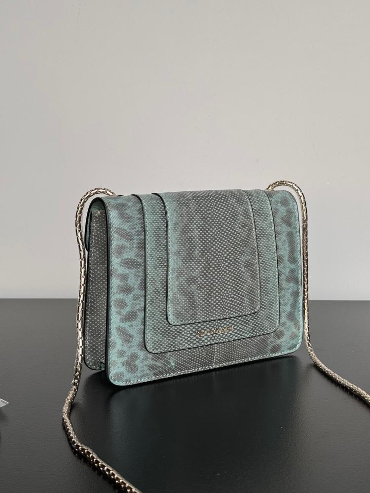 حقيبة SERPENTI FOREVER من بولغاري