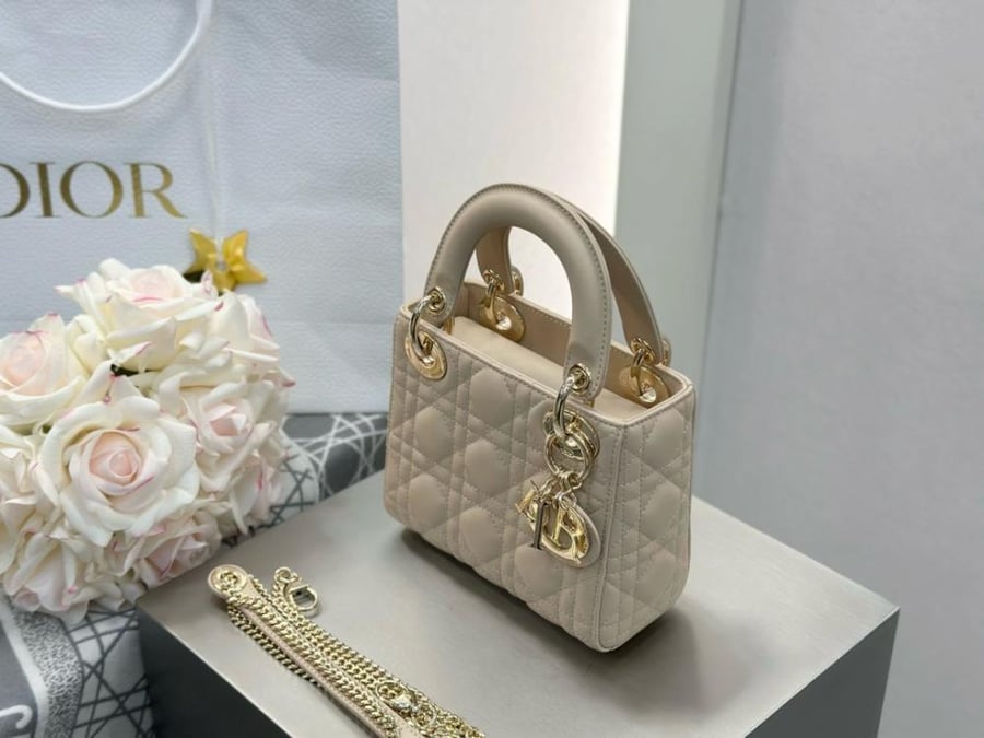 حقيبة Mini Lady Dior
