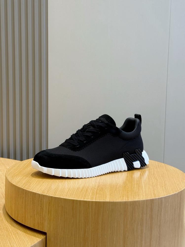 Bouncing shoe from Airmez