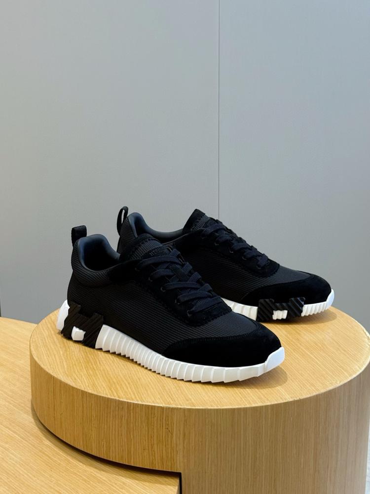 Bouncing shoe from Airmez