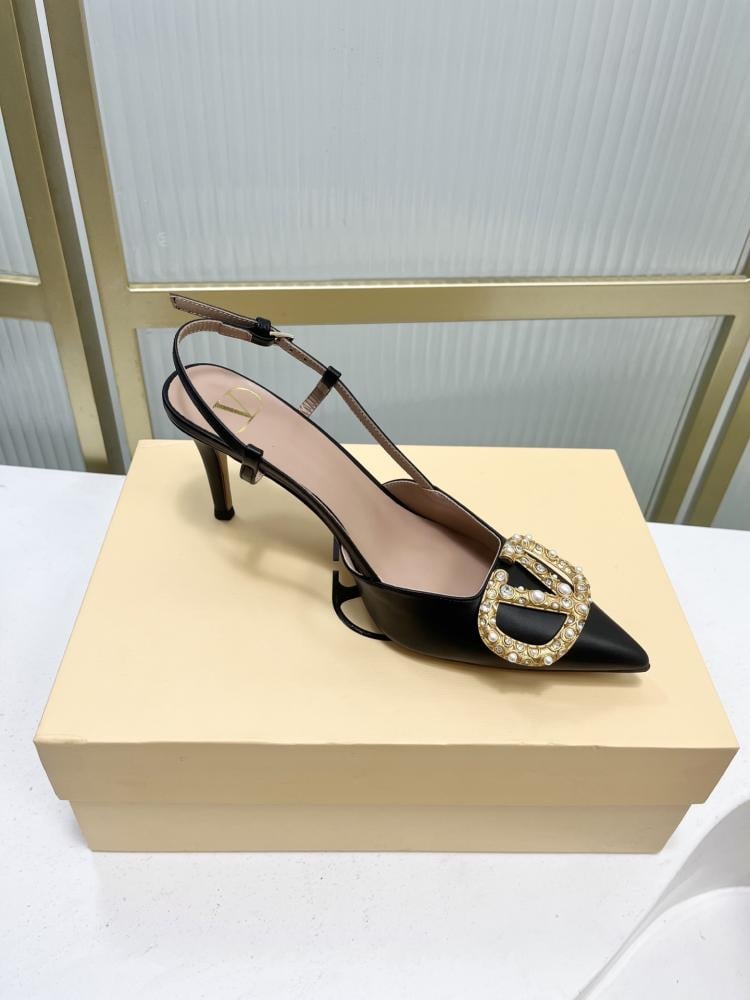 حذاء Vlogo Signature Slingback من فالنتينو