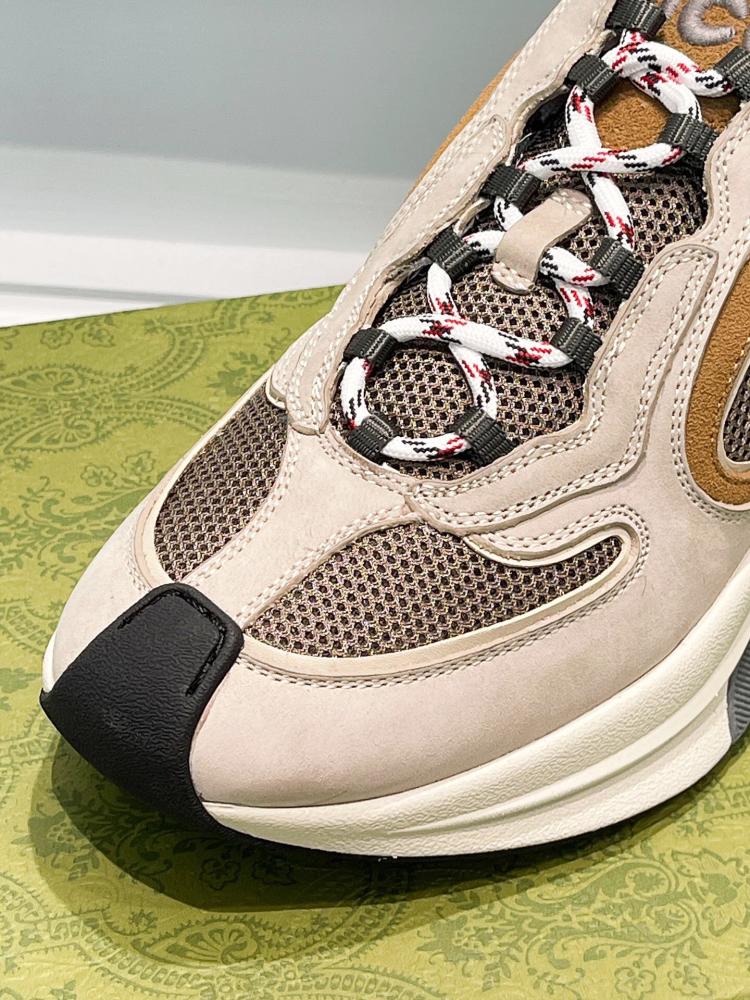 Gucci Run sneakers