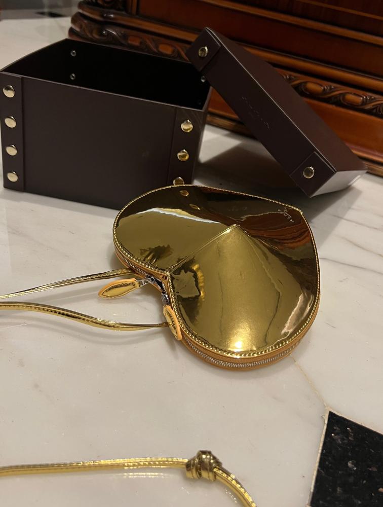 حقيبة Le Coeur من Alaia