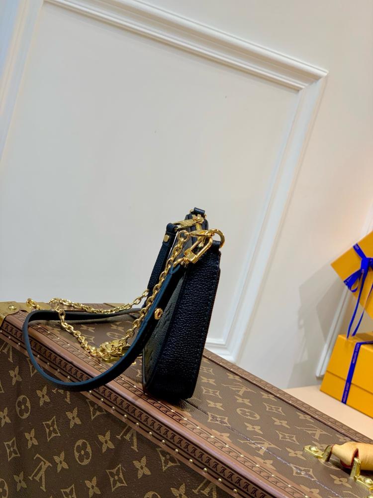 حقيبة Easy pouch من لويس فيتون