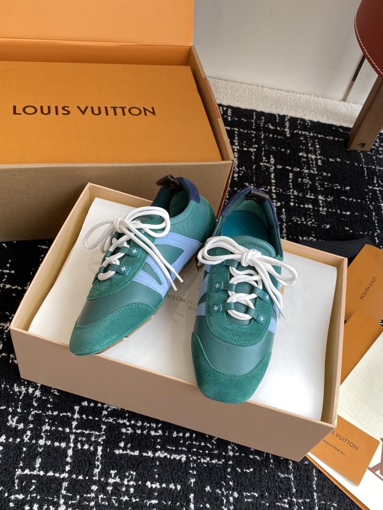 حذاء Sneakerina من لويس فيتون