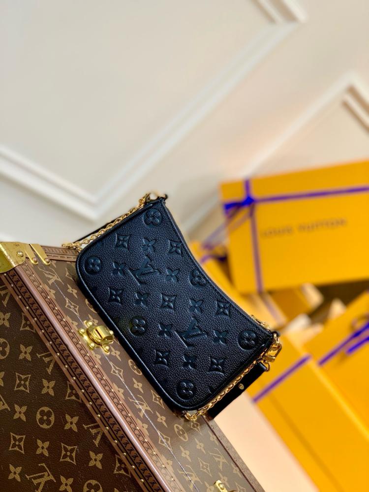 حقيبة Easy pouch من لويس فيتون