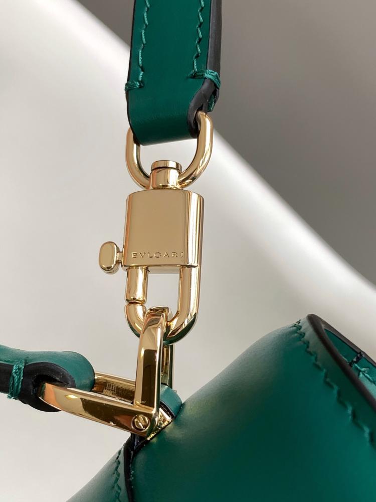 حقيبة SERPENTI FOREVER من بولغاري