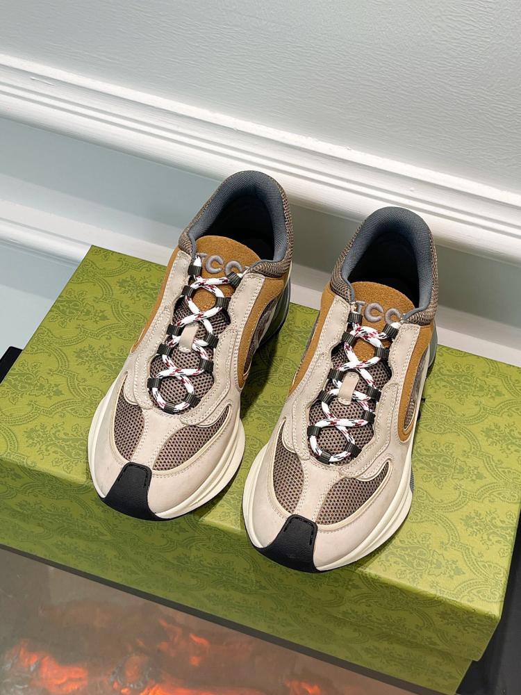 Gucci Run sneakers