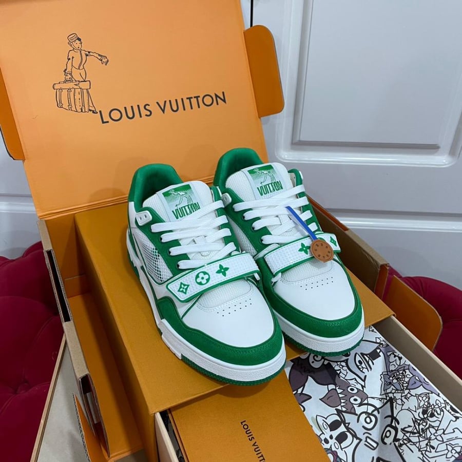 حذاء  Lv trainer من لويس فيتون
