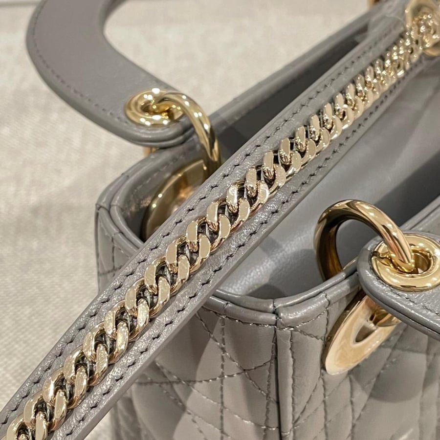 حقيبة Mini Lady Dior