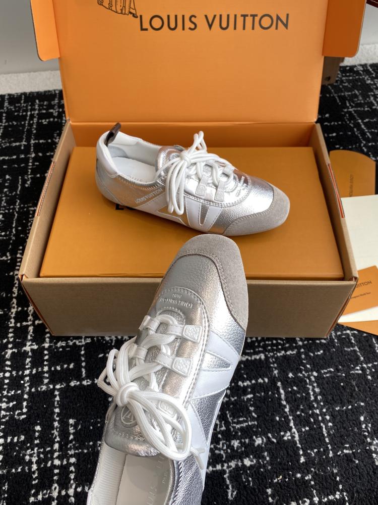 حذاء Sneakerina من لويس فيتون