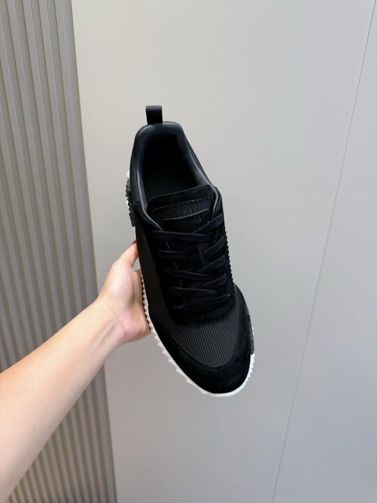 Bouncing shoe from Airmez