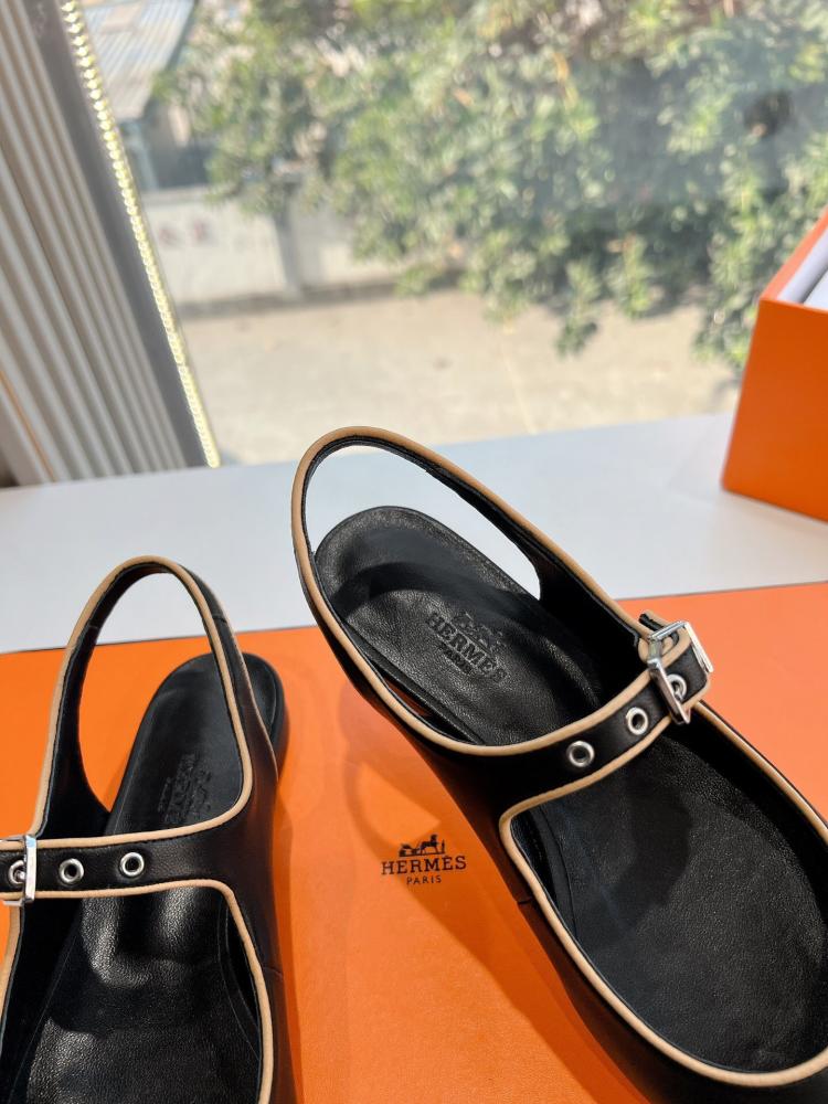 Kleo sandal from Ermez