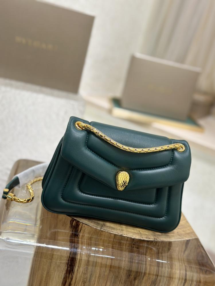 حقيبة SERPENTI REVERSE من بولغاري