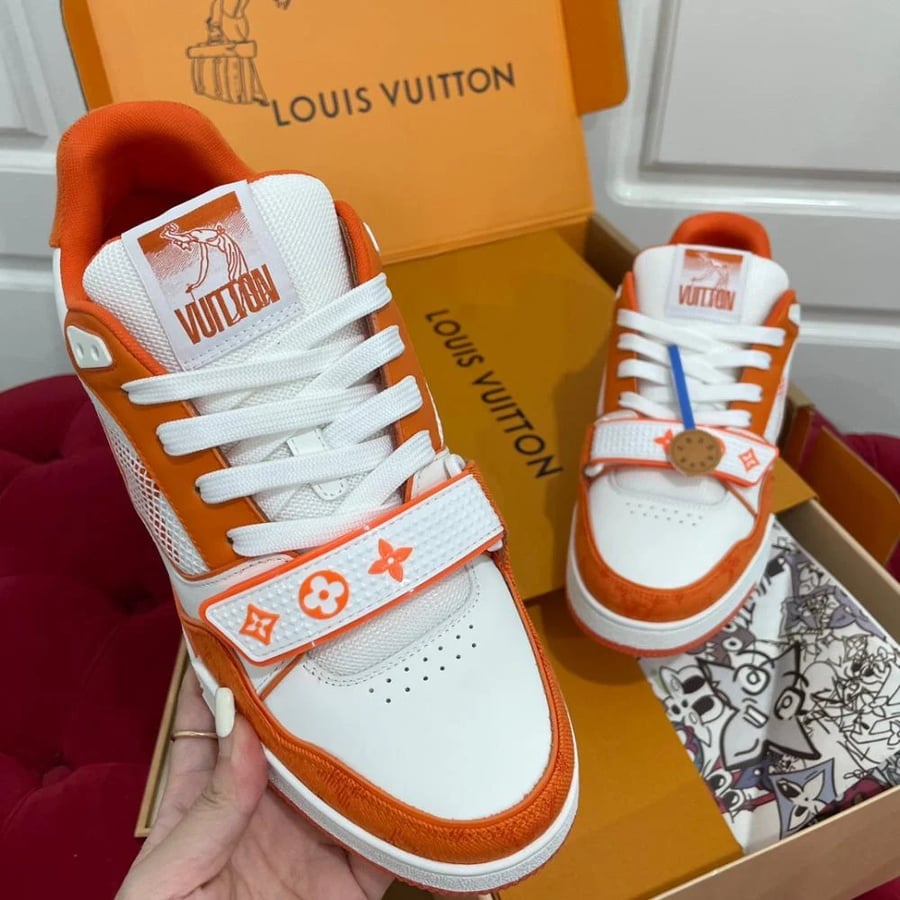 حذاء  Lv trainer من لويس فيتون