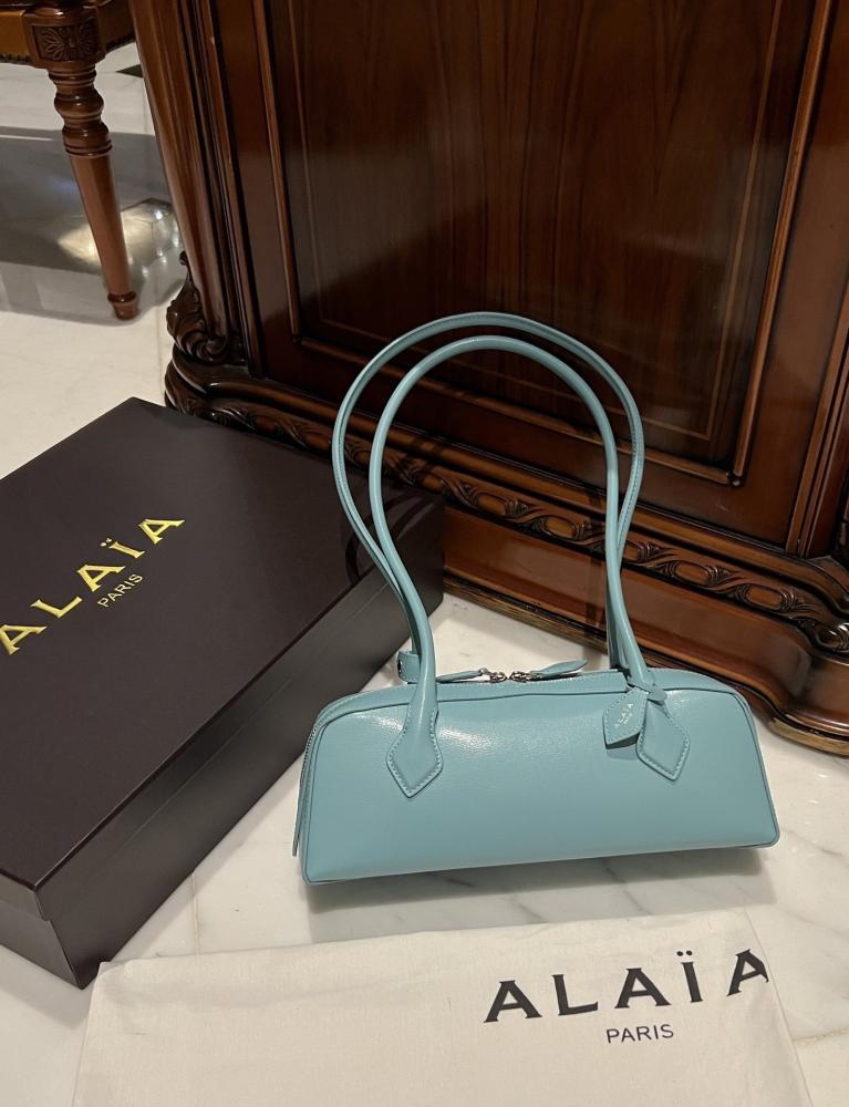 حقيبة كتف Le Teckel من Alaia