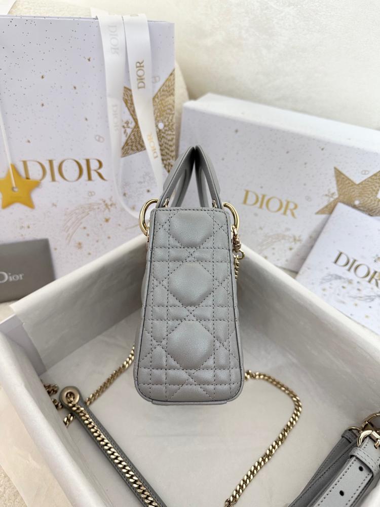 حقيبة Mini Lady Dior